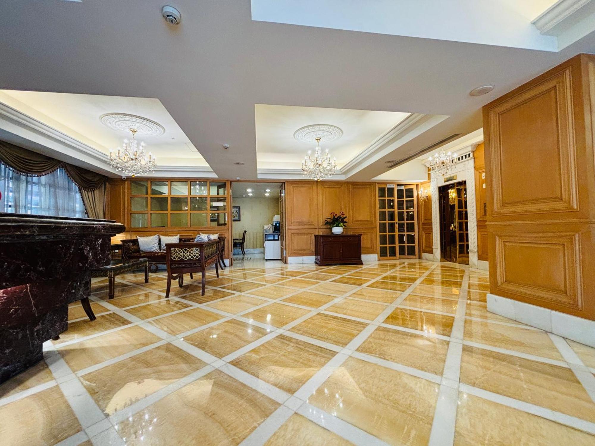 Royal Seasons Hotel Taipei ‧ Nanjing W. Bagian luar foto