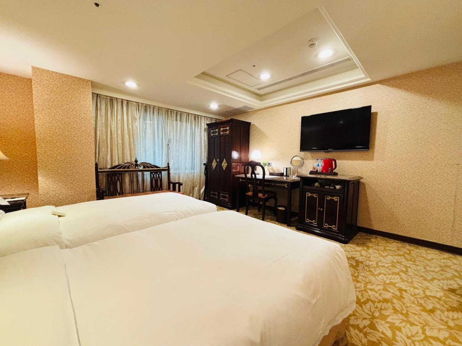 Royal Seasons Hotel Taipei ‧ Nanjing W. Bagian luar foto