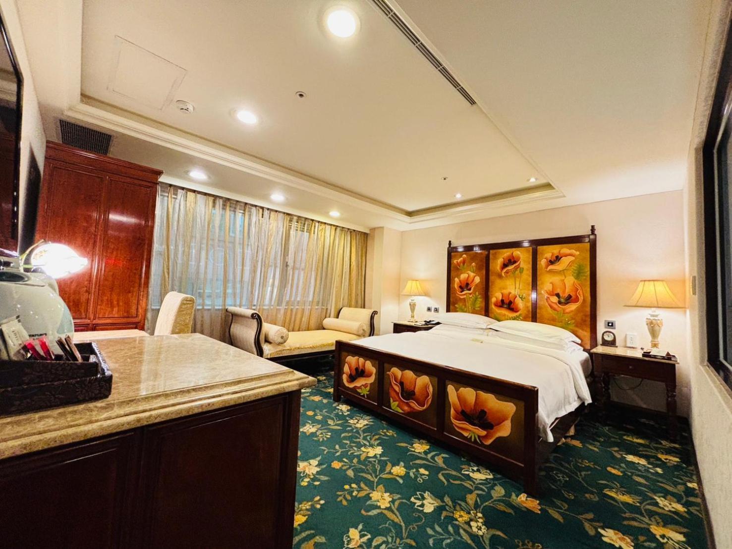Royal Seasons Hotel Taipei ‧ Nanjing W. Bagian luar foto