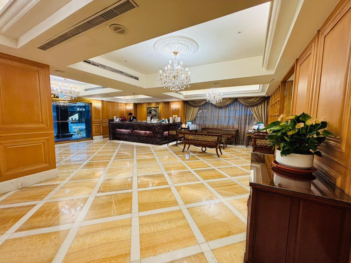 Royal Seasons Hotel Taipei ‧ Nanjing W. Bagian luar foto